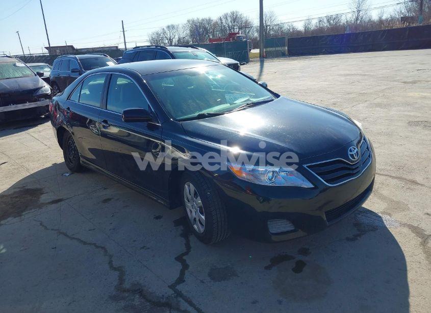 2010 Toyota Camry LE (VIN 4T4BF3EK4AR066713) main photo