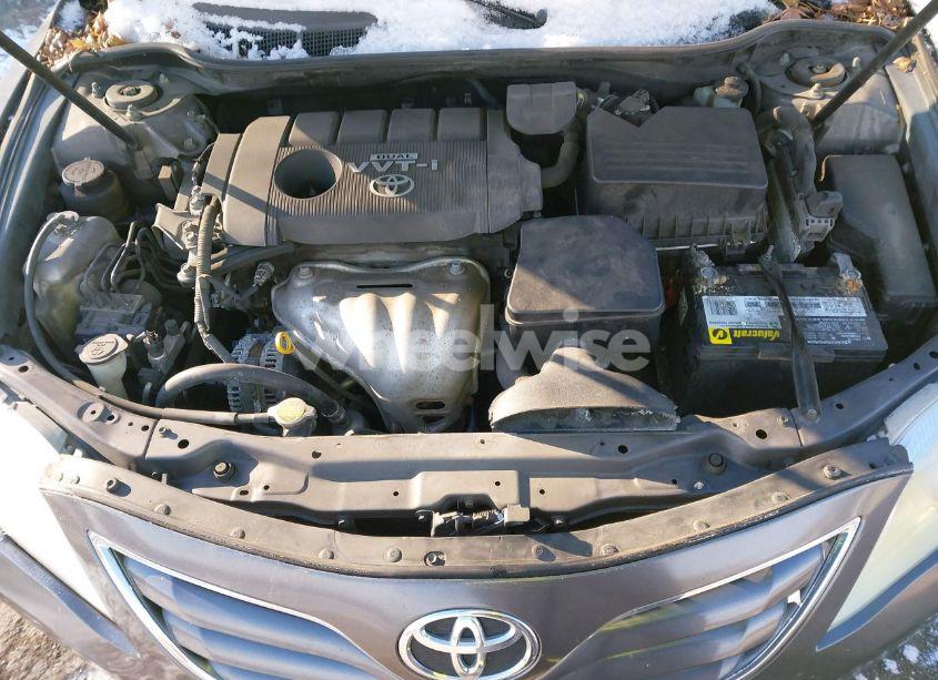 Photo 10 of 2010 Toyota Camry LE (VIN 4T4BF3EK4AR067652)