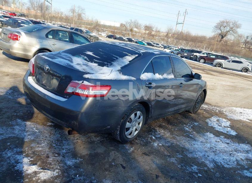 Photo 4 of 2010 Toyota Camry LE (VIN 4T4BF3EK4AR067652)