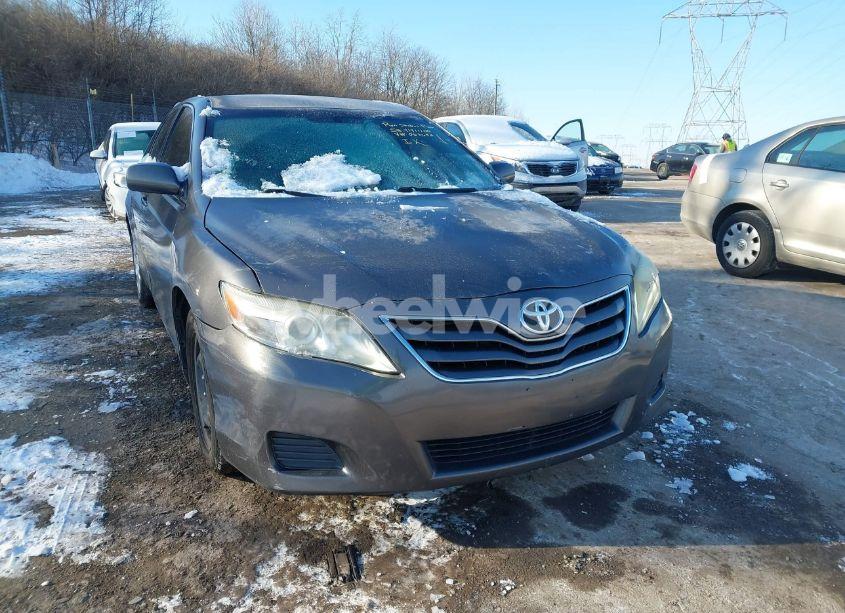 Photo 6 of 2010 Toyota Camry LE (VIN 4T4BF3EK4AR067652)