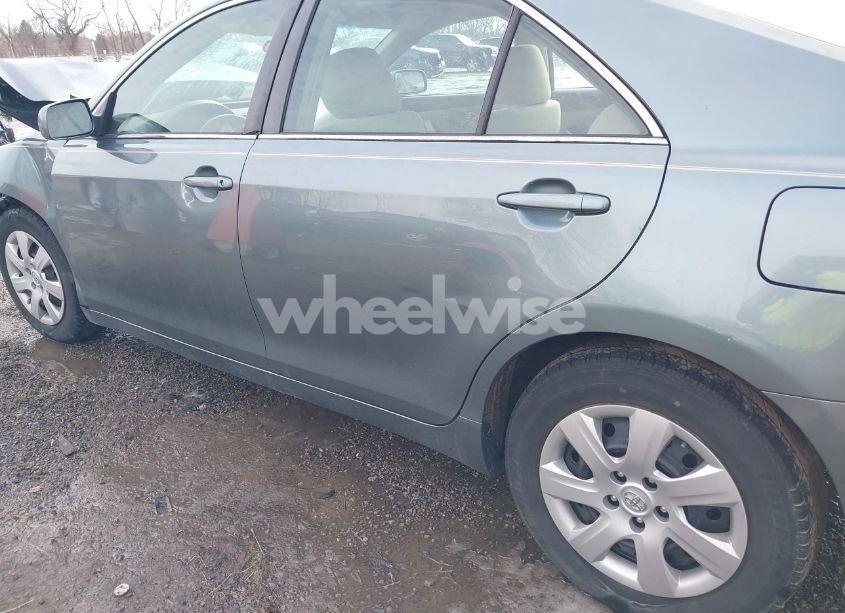 Photo 19 of 2010 Toyota Camry LE (VIN 4T4BF3EK4AR069675)