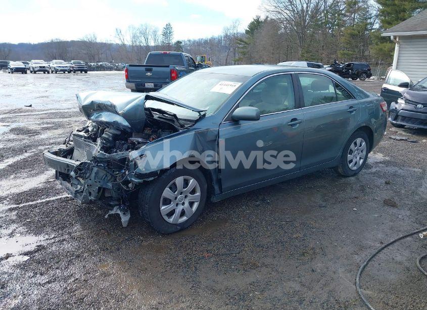 Photo 2 of 2010 Toyota Camry LE (VIN 4T4BF3EK4AR069675)