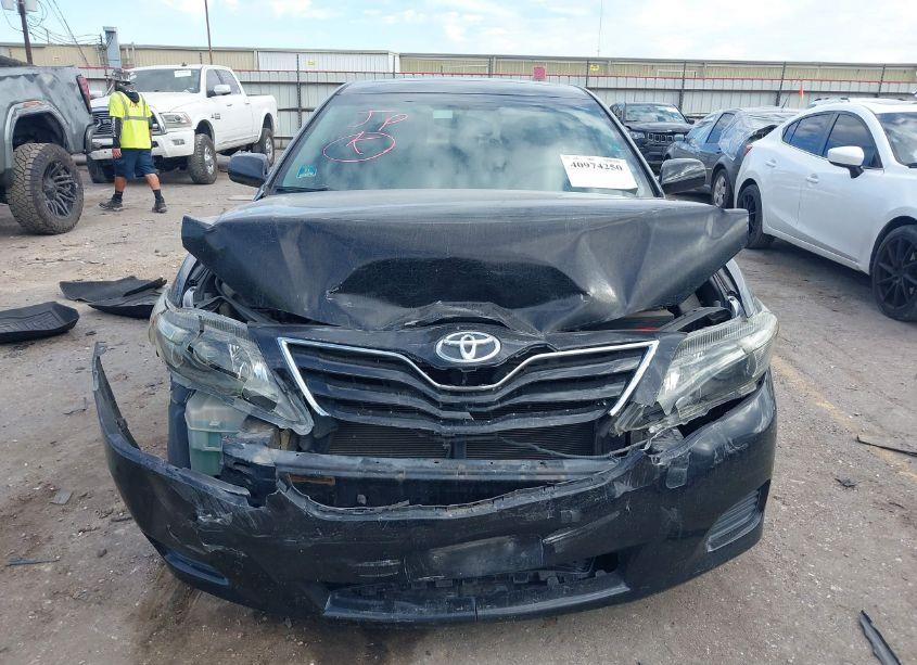 Photo 12 of 2010 Toyota Camry LE (VIN 4T4BF3EK4AR073239)