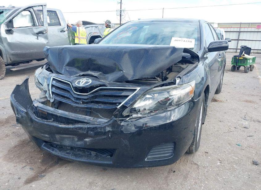 Photo 2 of 2010 Toyota Camry LE (VIN 4T4BF3EK4AR073239)