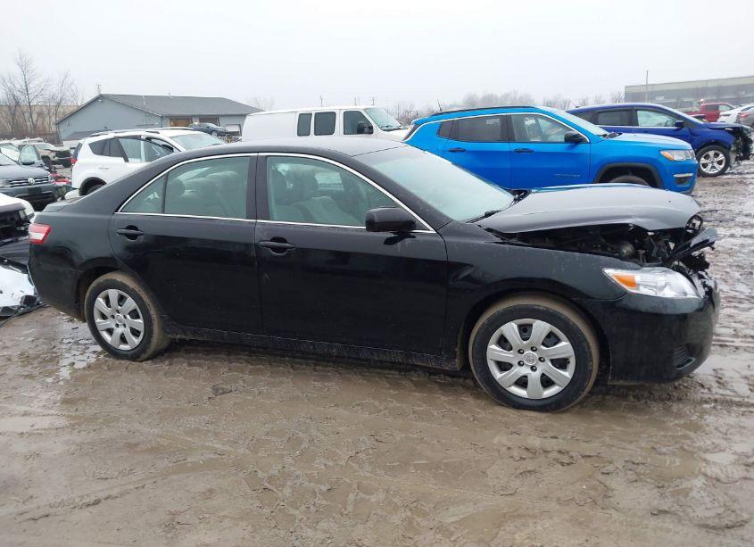 Photo 13 of 2010 Toyota Camry LE (VIN 4T4BF3EK4AR080126)