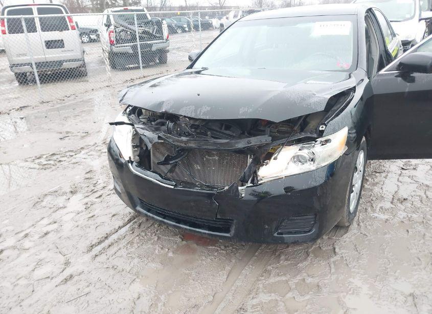 Photo 6 of 2010 Toyota Camry LE (VIN 4T4BF3EK4AR080126)