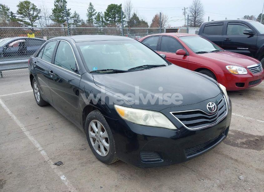 2011 Toyota Camry LE (VIN 4T4BF3EK4BR090415) main photo