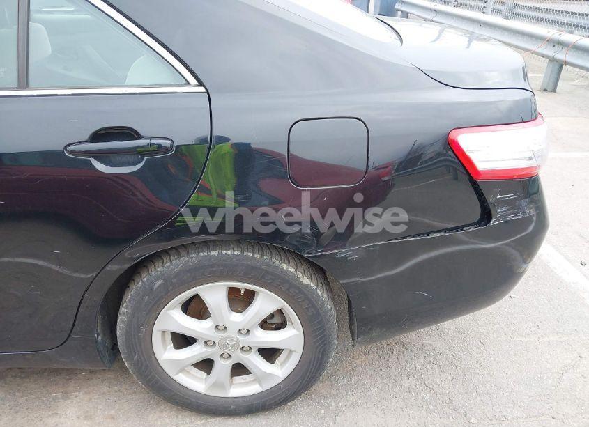 Photo 6 of 2011 Toyota Camry LE (VIN 4T4BF3EK4BR090415)