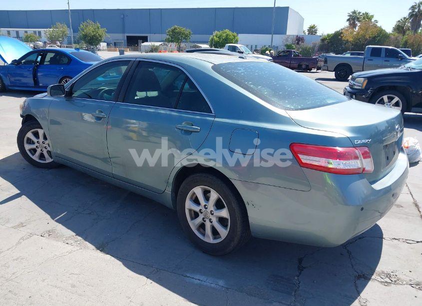 Photo 3 of 2011 Toyota Camry LE (VIN 4T4BF3EK4BR096523)