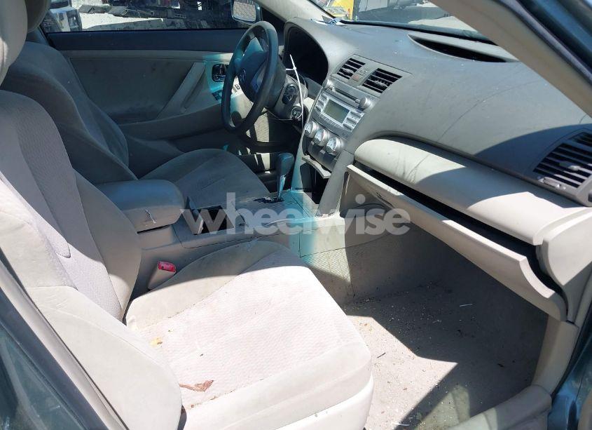 Photo 5 of 2011 Toyota Camry LE (VIN 4T4BF3EK4BR096523)