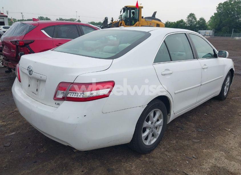 Photo 4 of 2011 Toyota Camry LE (VIN 4T4BF3EK4BR097459)