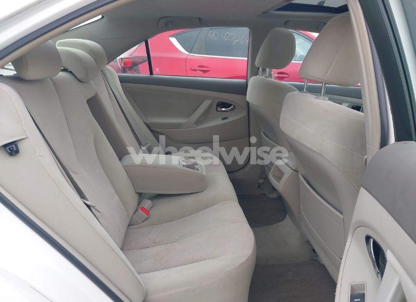 Photo 8 of 2011 Toyota Camry LE (VIN 4T4BF3EK4BR097459)