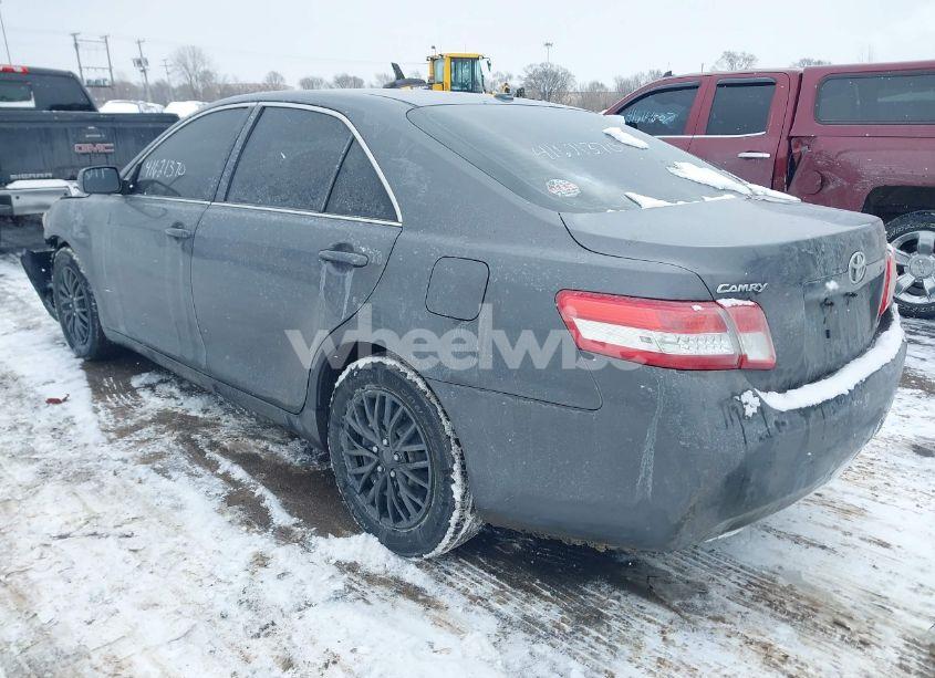 Photo 3 of 2011 Toyota Camry LE (VIN 4T4BF3EK4BR105642)