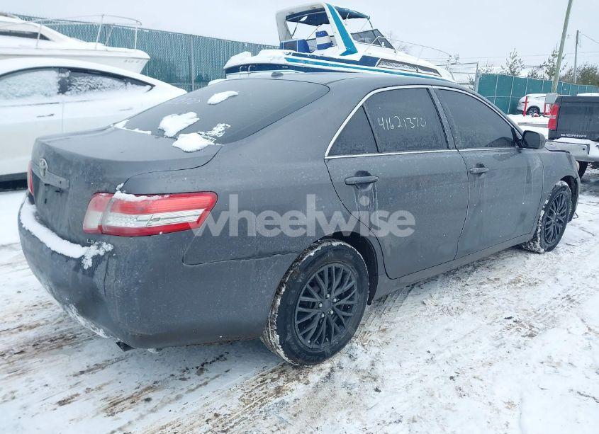 Photo 4 of 2011 Toyota Camry LE (VIN 4T4BF3EK4BR105642)