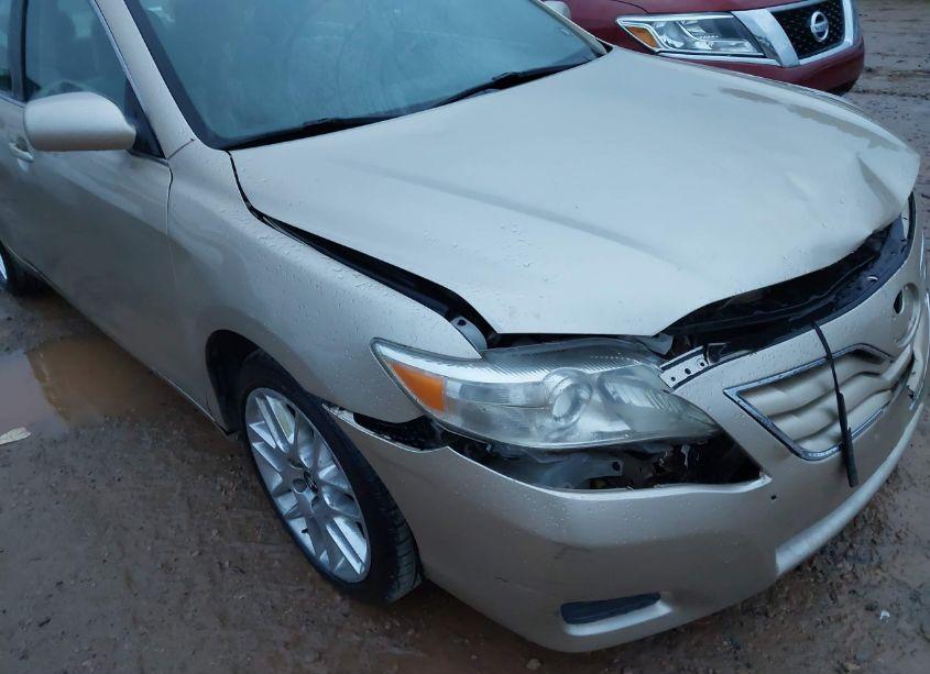 Photo 12 of 2011 Toyota Camry LE (VIN 4T4BF3EK4BR108458)