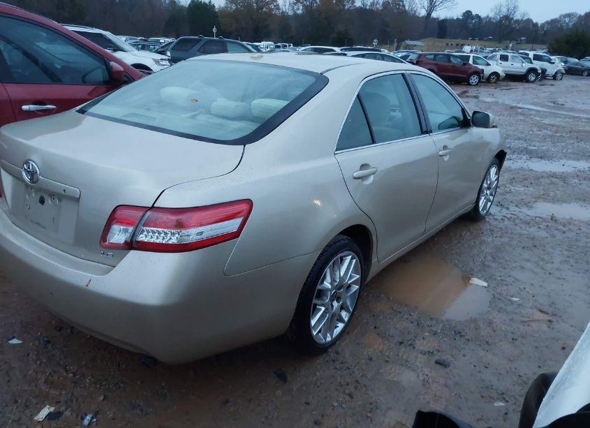 Photo 4 of 2011 Toyota Camry LE (VIN 4T4BF3EK4BR108458)