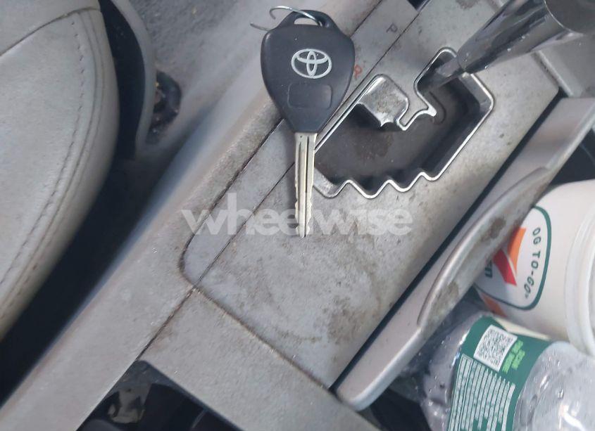 Photo 11 of 2011 Toyota Camry LE (VIN 4T4BF3EK4BR117256)