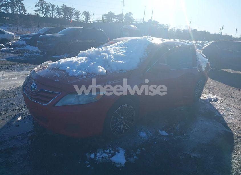 Photo 2 of 2011 Toyota Camry LE (VIN 4T4BF3EK4BR117256)