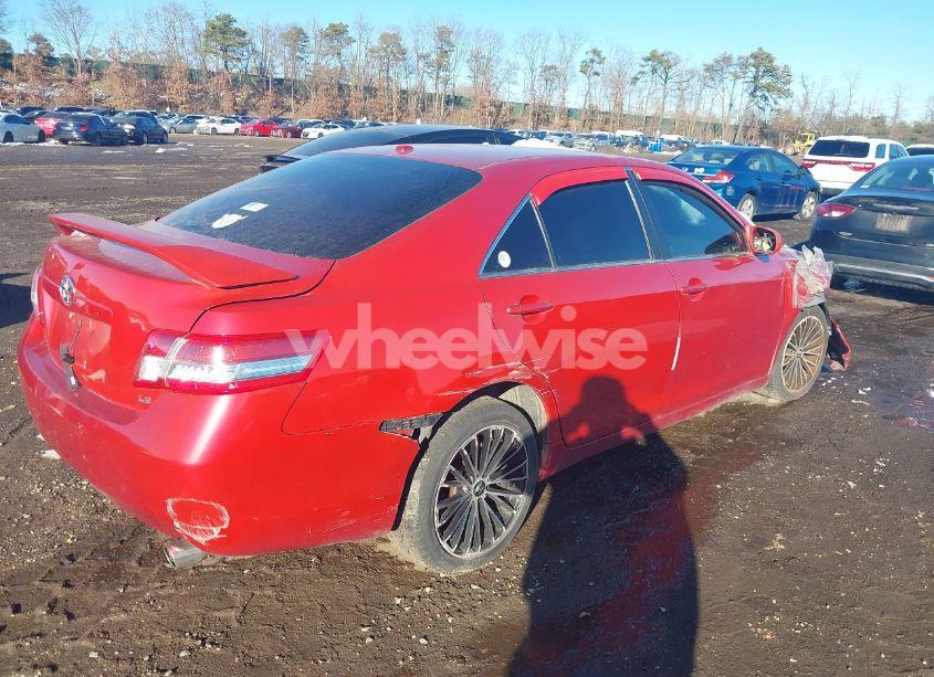 Photo 4 of 2011 Toyota Camry LE (VIN 4T4BF3EK4BR117256)