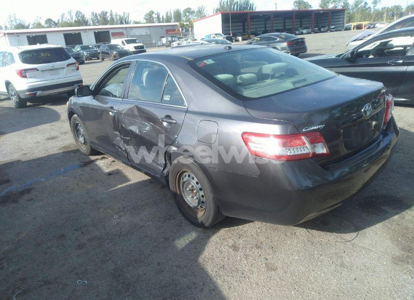 Photo 3 of 2011 Toyota Camry LE (VIN 4T4BF3EK4BR121517)