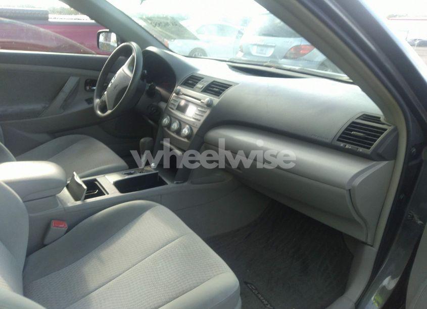 Photo 5 of 2011 Toyota Camry LE (VIN 4T4BF3EK4BR121517)