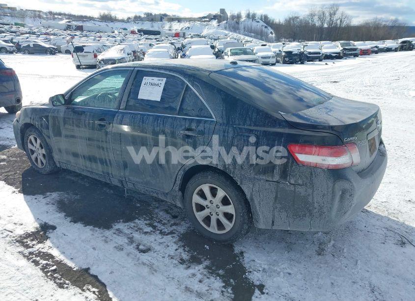 Photo 3 of 2011 Toyota Camry LE (VIN 4T4BF3EK4BR123851)