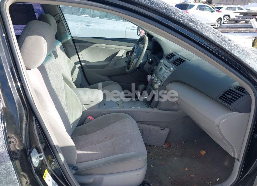 Photo 5 of 2011 Toyota Camry LE (VIN 4T4BF3EK4BR123851)