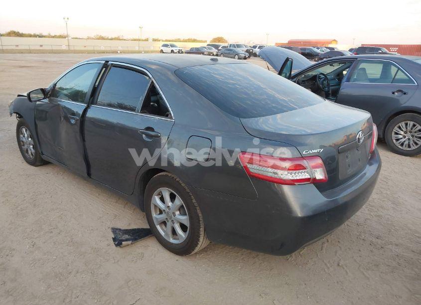 Photo 3 of 2011 Toyota Camry LE (VIN 4T4BF3EK4BR125079)