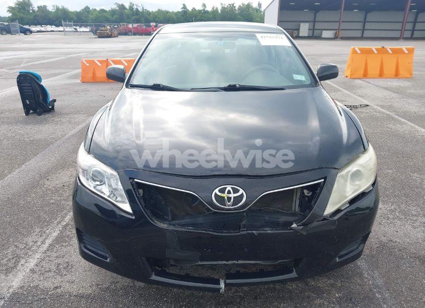 Photo 6 of 2011 Toyota Camry LE (VIN 4T4BF3EK4BR137670)