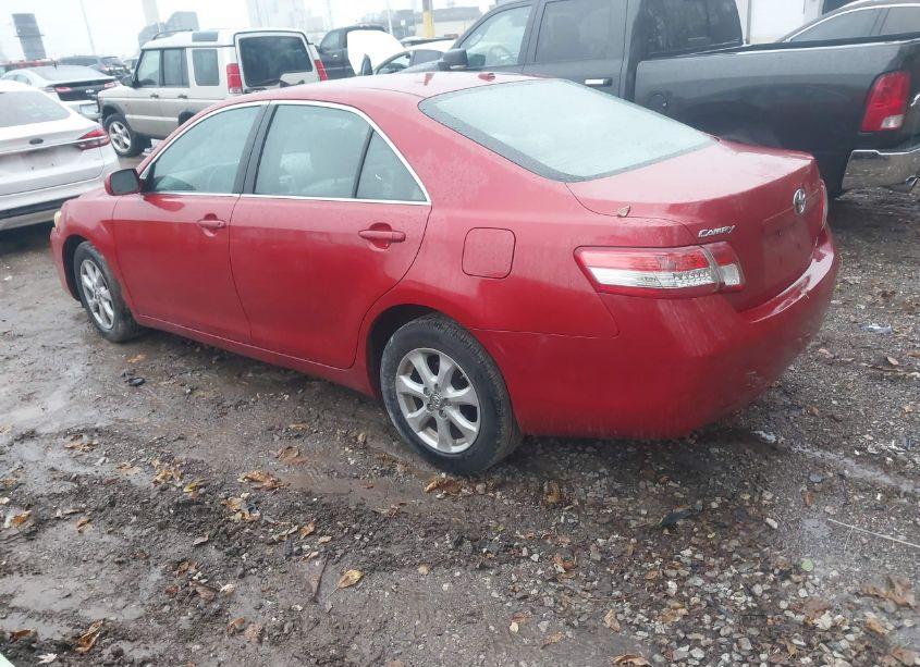 Photo 3 of 2011 Toyota Camry LE (VIN 4T4BF3EK4BR139998)
