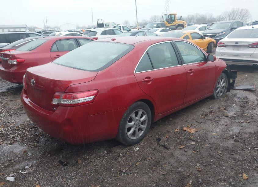 Photo 4 of 2011 Toyota Camry LE (VIN 4T4BF3EK4BR139998)