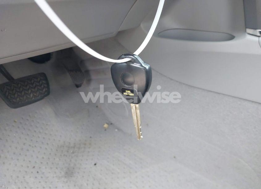 Photo 11 of 2011 Toyota Camry XLE (VIN 4T4BF3EK4BR165498)