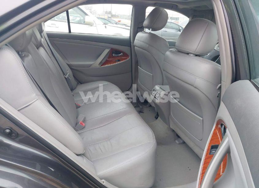 Photo 8 of 2011 Toyota Camry XLE (VIN 4T4BF3EK4BR165498)