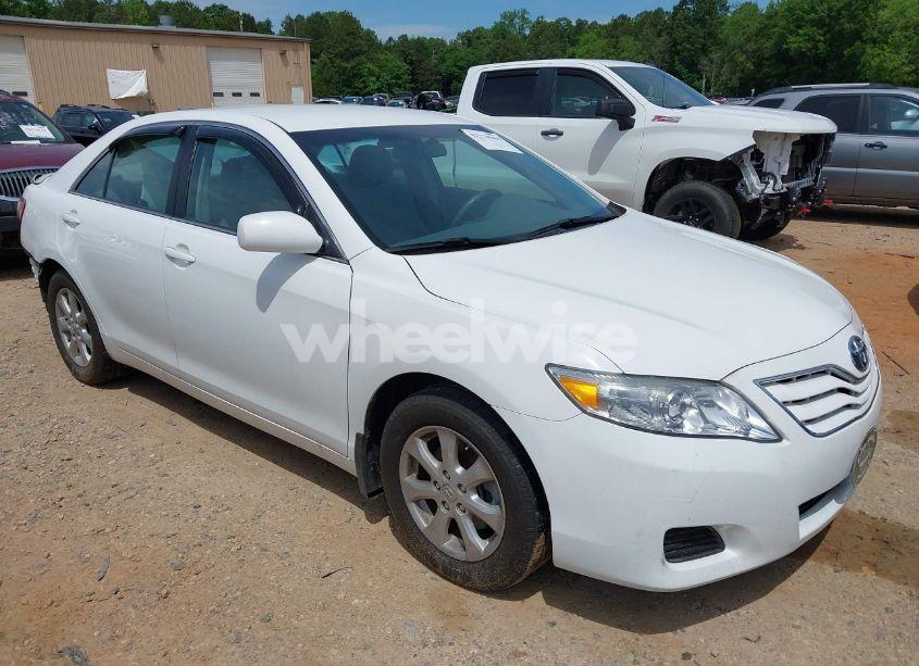 2011 Toyota Camry LE (VIN 4T4BF3EK4BR166831) main photo