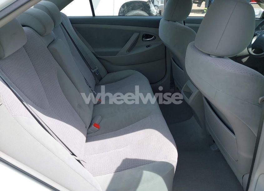 Photo 8 of 2011 Toyota Camry LE (VIN 4T4BF3EK4BR166831)