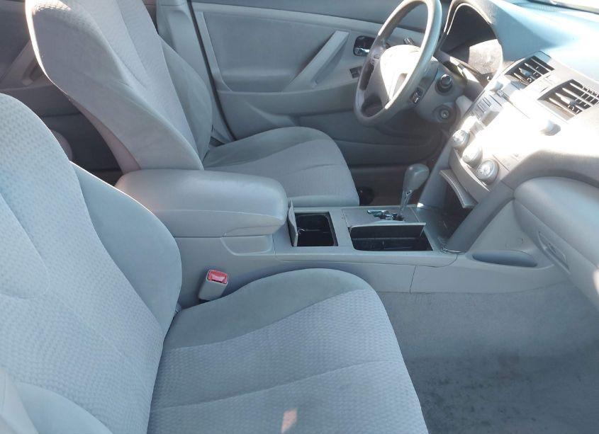 Photo 5 of 2011 Toyota Camry LE (VIN 4T4BF3EK4BR169812)