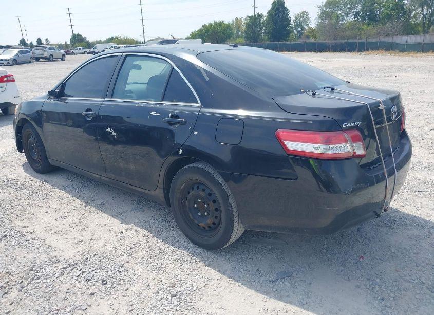 Photo 3 of 2011 Toyota Camry LE (VIN 4T4BF3EK4BR171320)