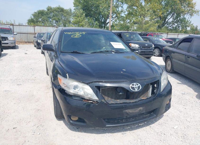 Photo 6 of 2011 Toyota Camry LE (VIN 4T4BF3EK4BR171320)