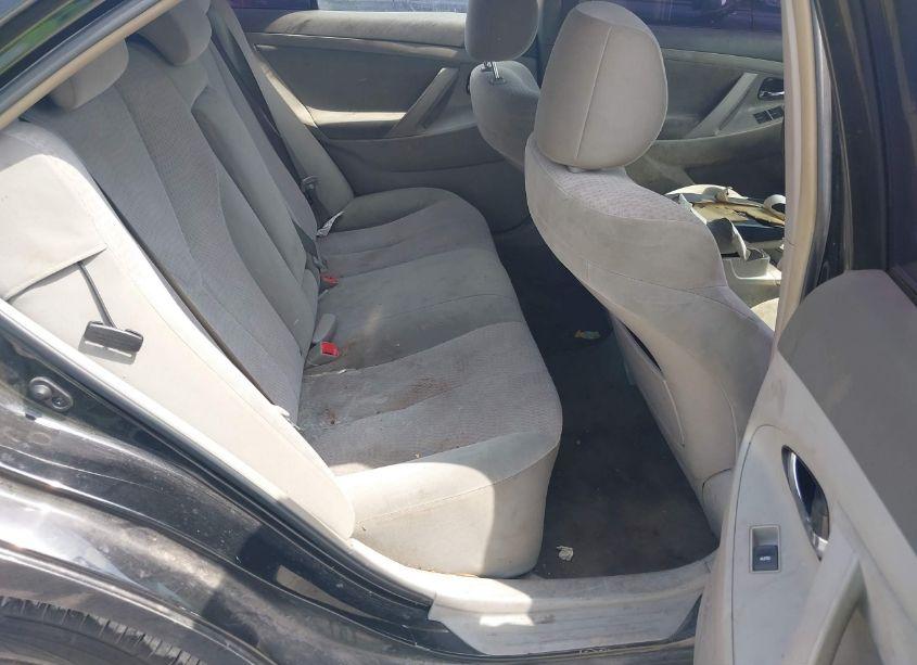 Photo 8 of 2011 Toyota Camry LE (VIN 4T4BF3EK4BR171320)