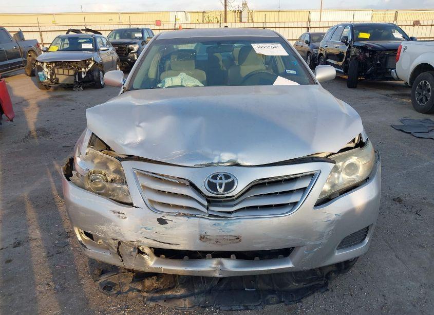 Photo 12 of 2011 Toyota Camry LE (VIN 4T4BF3EK4BR171995)
