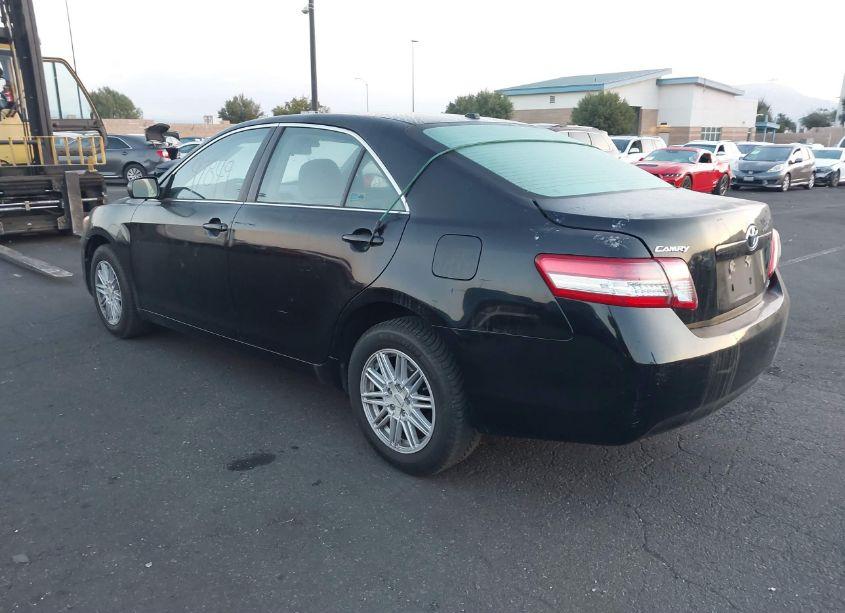 Photo 3 of 2011 Toyota Camry LE (VIN 4T4BF3EK4BR180616)