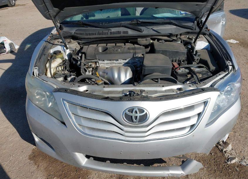 Photo 10 of 2011 Toyota Camry LE (VIN 4T4BF3EK4BR195004)