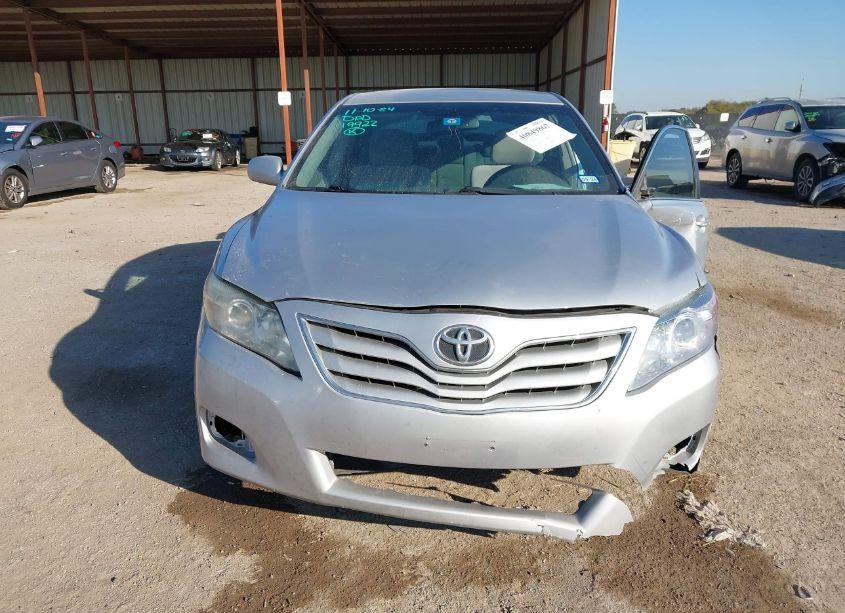 Photo 13 of 2011 Toyota Camry LE (VIN 4T4BF3EK4BR195004)