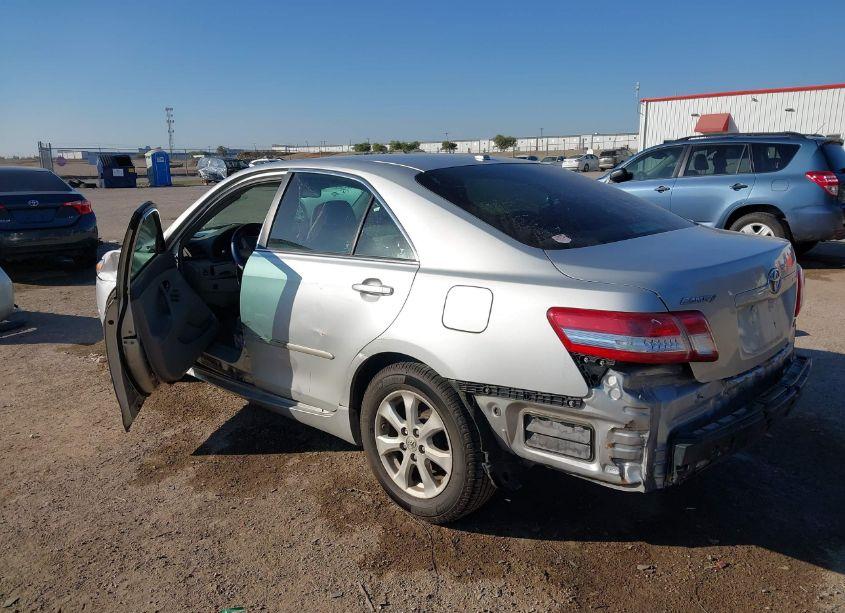 Photo 3 of 2011 Toyota Camry LE (VIN 4T4BF3EK4BR195004)