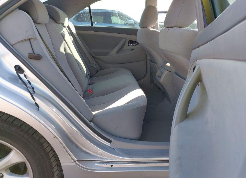 Photo 8 of 2011 Toyota Camry LE (VIN 4T4BF3EK4BR195004)