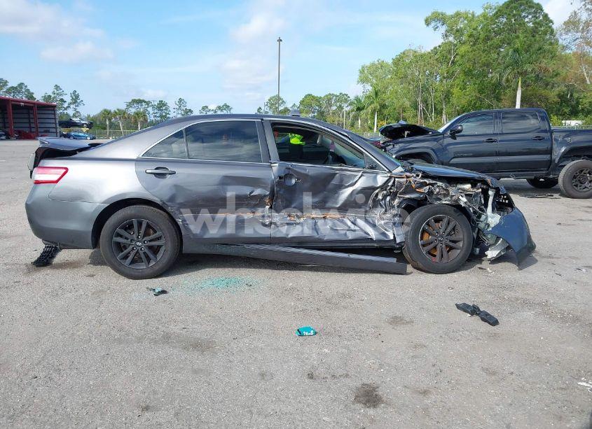 Photo 14 of 2011 Toyota Camry LE (VIN 4T4BF3EK4BR200590)