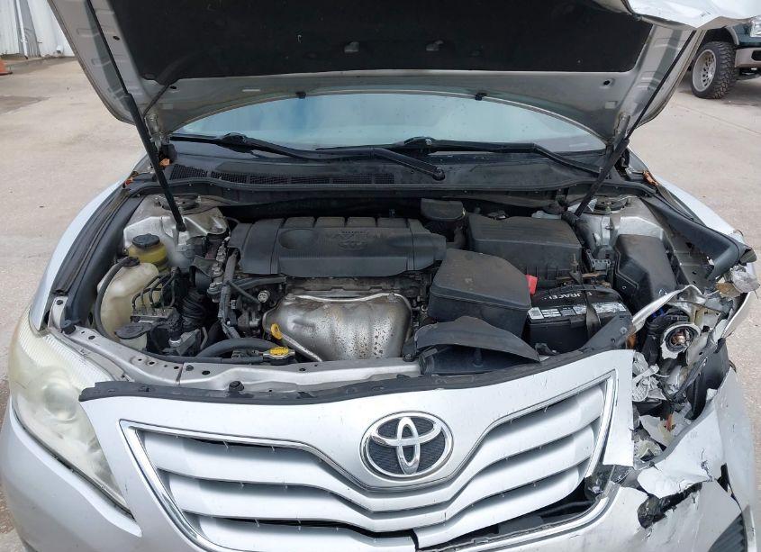 Photo 10 of 2011 Toyota Camry LE (VIN 4T4BF3EK4BR202369)