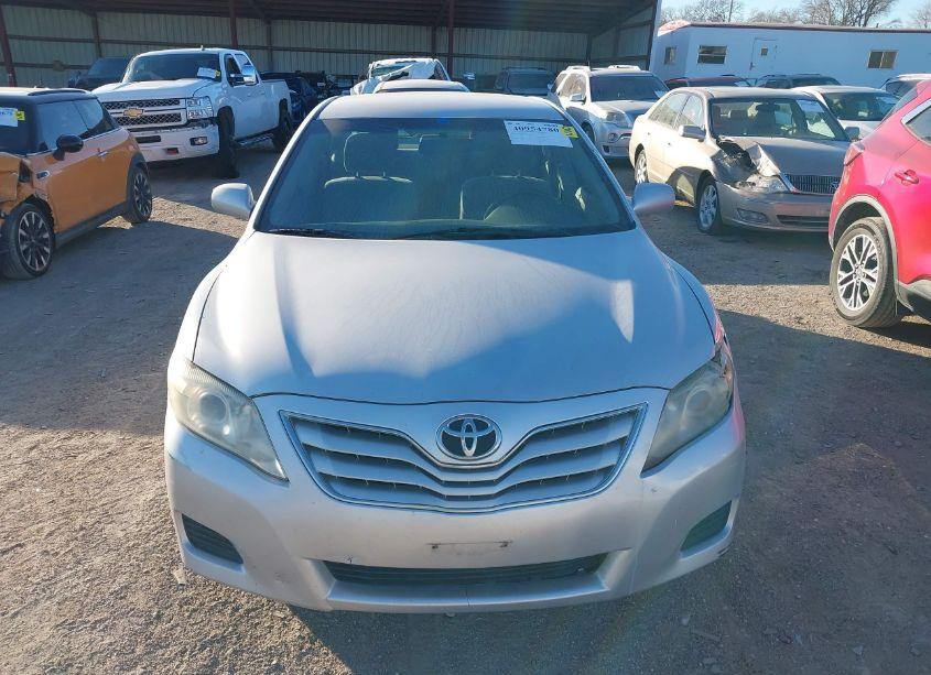 Photo 12 of 2010 Toyota Camry LE (VIN 4T4BF3EK5AR001742)