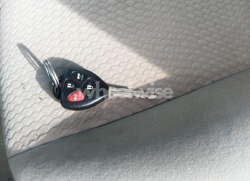 Photo 11 of 2010 Toyota Camry LE (VIN 4T4BF3EK5AR008786)