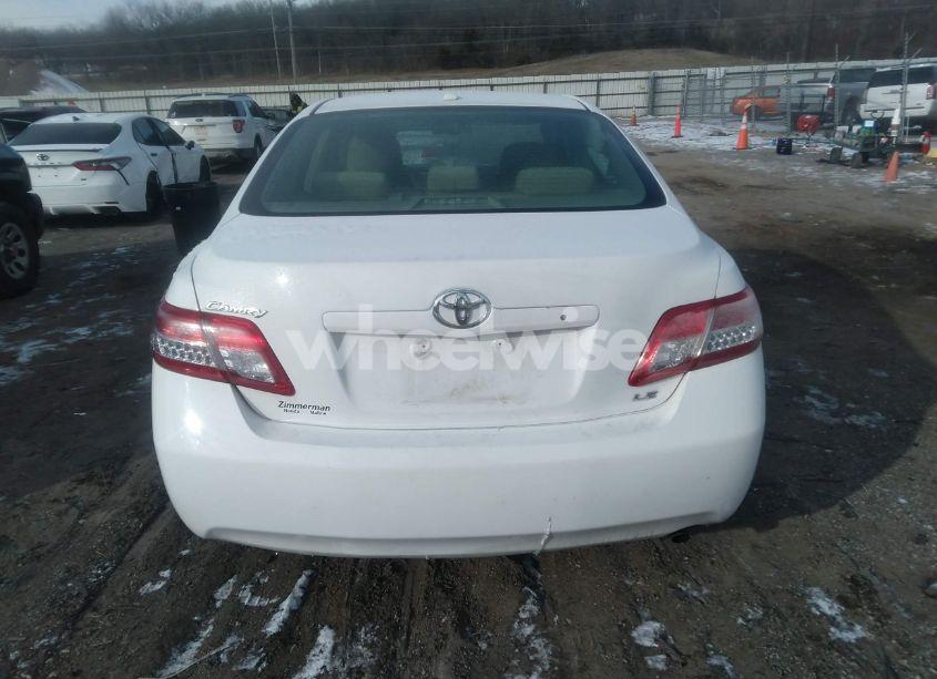 Photo 16 of 2010 Toyota Camry LE (VIN 4T4BF3EK5AR008786)